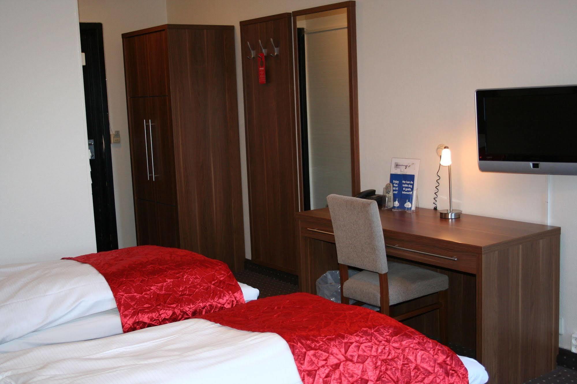 Thon Partner Hotel Otta Exterior photo